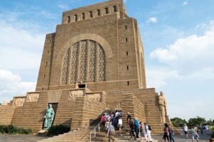 Unveil South Africa's Gems: Explore Iconic Landmarks and Hidden Treasures Africa Unveiled: Nature, Culture, and History Unveil South Africa's Gems: Explore Iconic Landmarks and Hidden Treasures | Africa Unveiled: Nature, Culture, and History